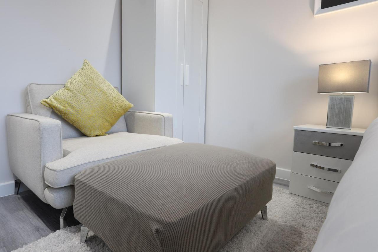 Birmingham Necairport Interchange Shortstay Homebase Luaran gambar