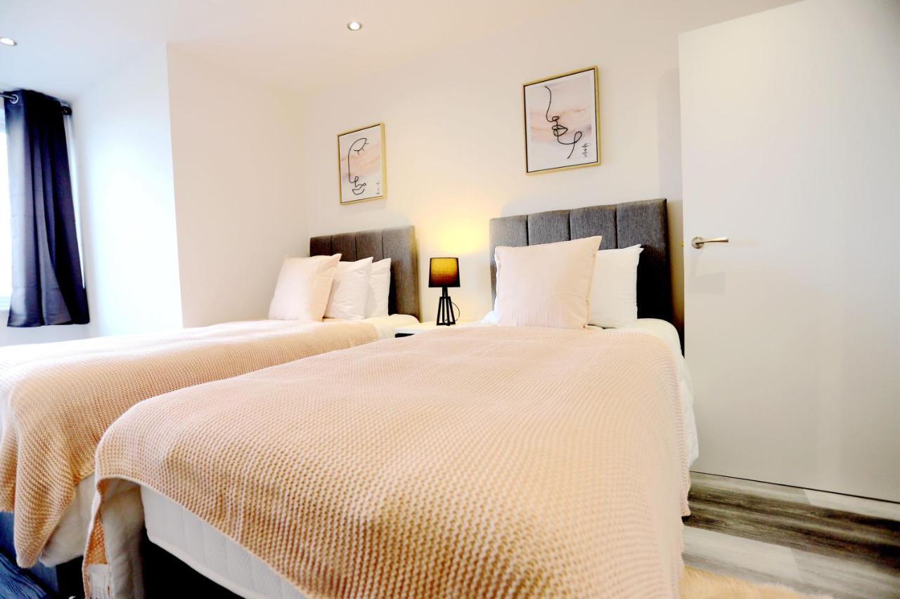 Birmingham Necairport Interchange Shortstay Homebase Luaran gambar