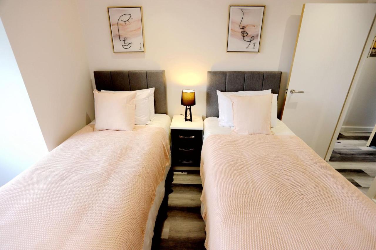 Birmingham Necairport Interchange Shortstay Homebase Luaran gambar
